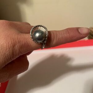 Source Unknown Silver Ring with Gray Pearl